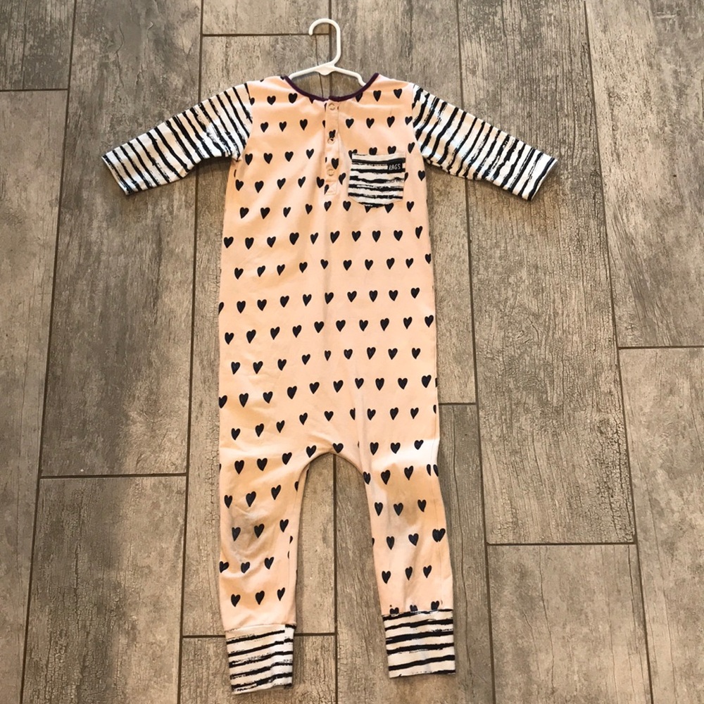 Rags to Raches size 5/6 romper